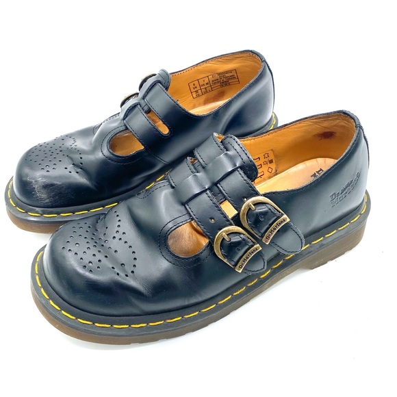 Dr. Martens Shoes - 🖤Dr. Martens~Smooth Leather Mary Jane 8605 AirWair Shoes